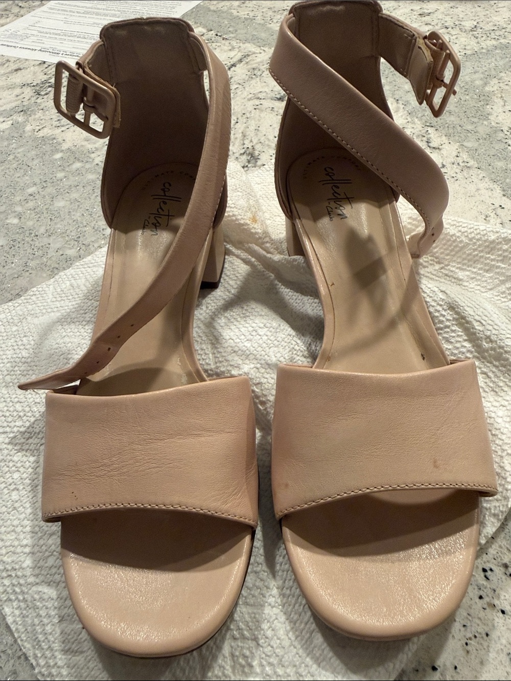 Clark’s Collection Nude Pink Leather Ankle-Strap Block Heels Sz 9 used
